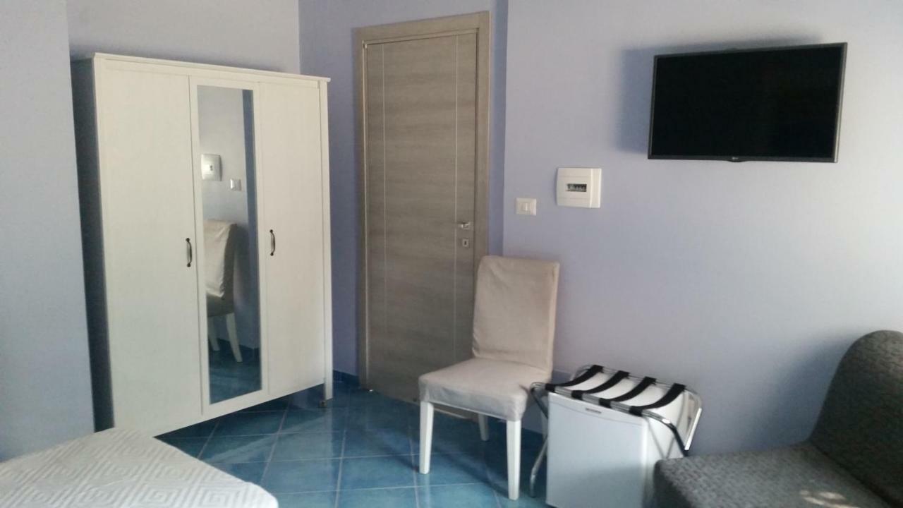 Piccolo Bed Bed and Breakfast Procida Buitenkant foto